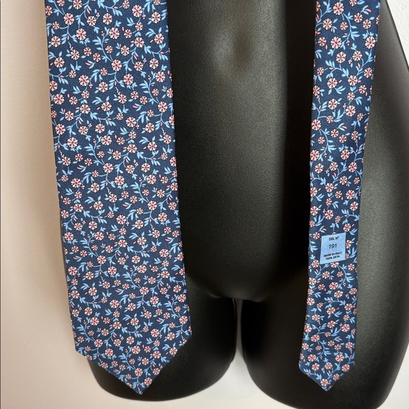 Burma Bibas Other - Burma Bibas Made in Italy Silk Blue Pink Floral Necktie Tie